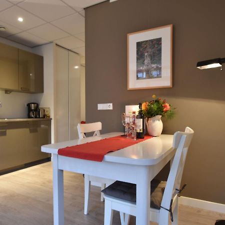 Luxurious Apartment Walking Distance From The Pleasant Centre Of Bergen Chambre photo
